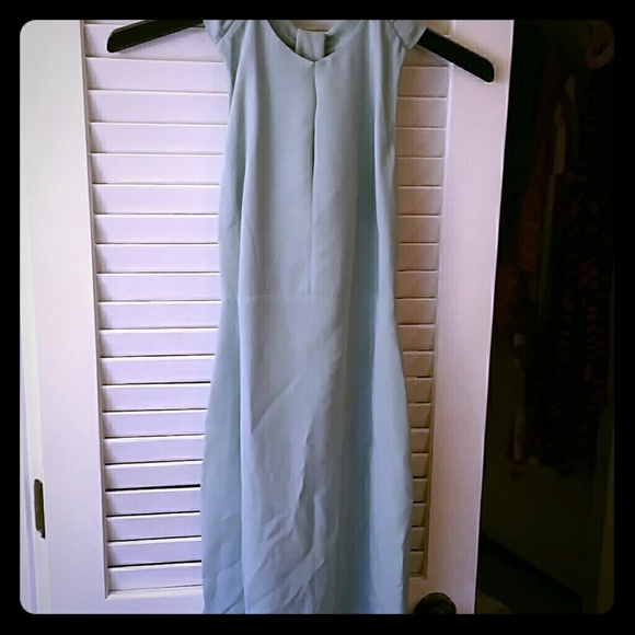 NWT Gorgeous Hope Keyhole Gown - Picture 2 of 4