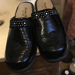 Feather flex shoes