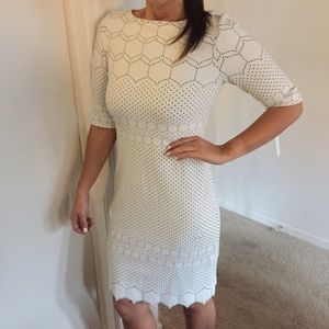 Tea length 3/4 sleeves white dress! ❤️