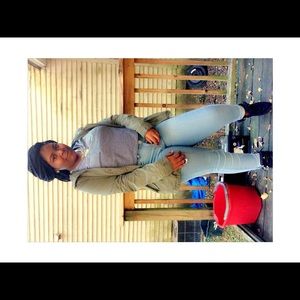 Meet your Posher, Lakya