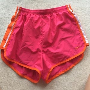 3 pairs of Nike track tempo shorts (multi-color)