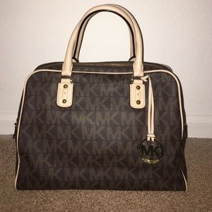 Michael Kors purse