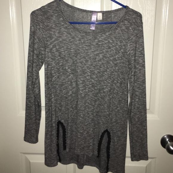 Francesca's Collections Tops - Francesca's Collections Alya Top!