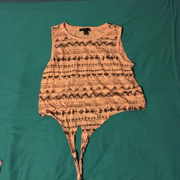 F21 pink cropped top