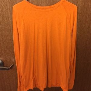 American Eagle Long Sleeve T-shirt