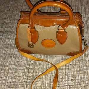 Dooney Bourke  Purse