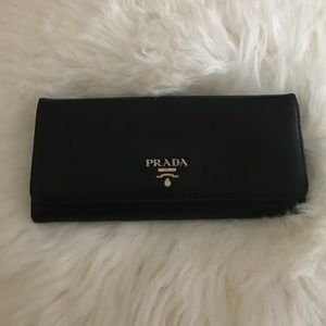 Prada continental wallet