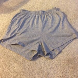 🎀grey soffe shorts🎀