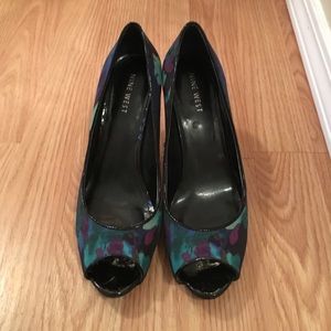 Peep toe floral heels by Nine West