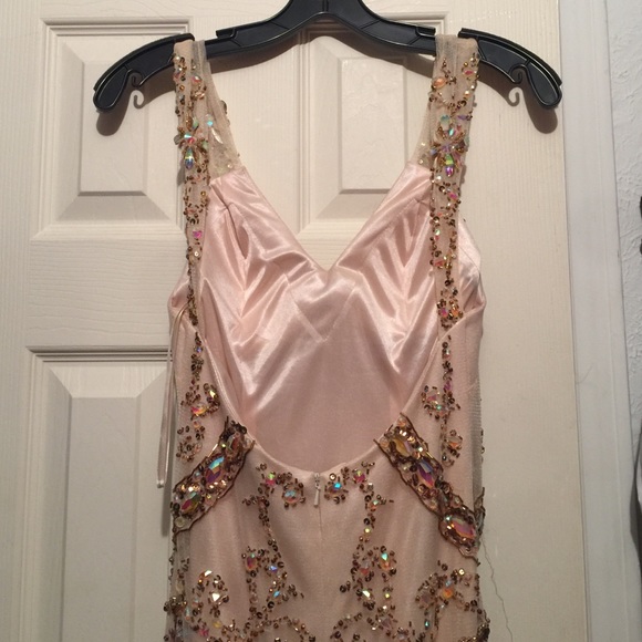 Stunning evening dress - Picture 3 of 4