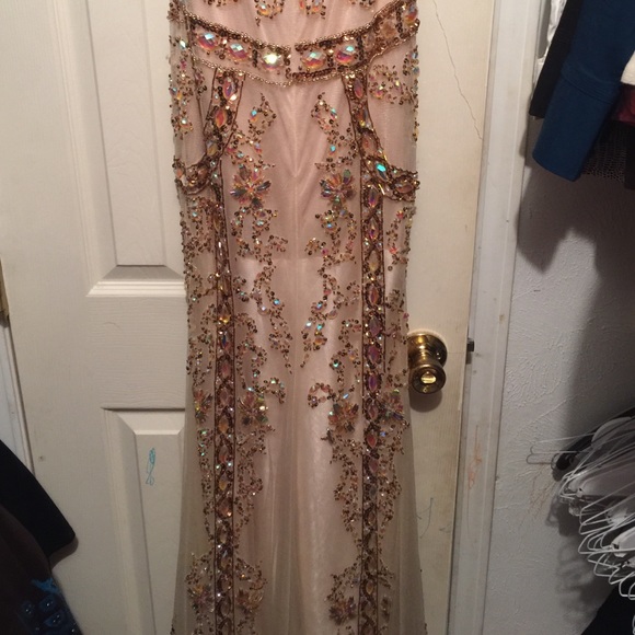 Stunning evening dress - Picture 4 of 4