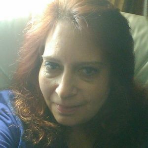 Meet your Posher, Carla