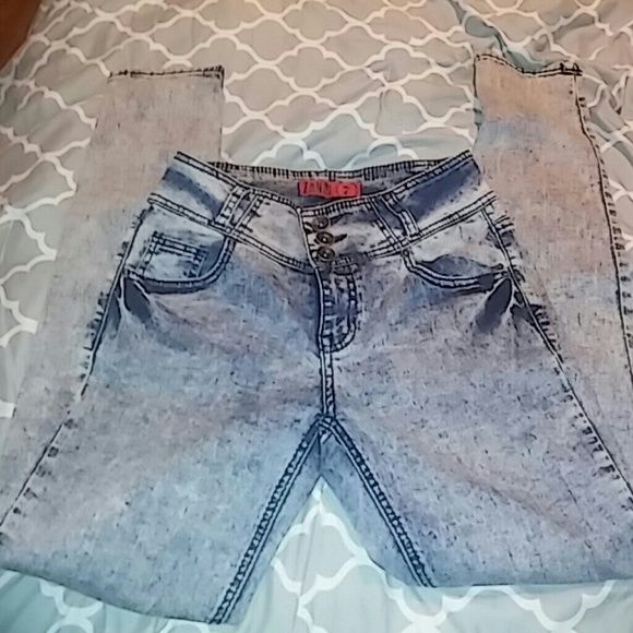 Acid wash skinny jeans
