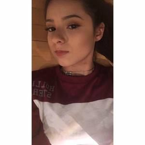 Meet your Posher, Carly