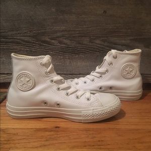 Converse Chuck Taylor All Star Hi Leather Sneaker