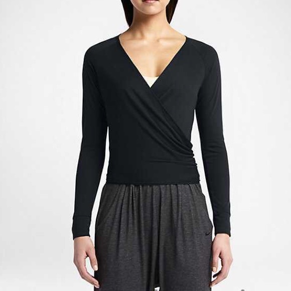 🆕Nike Wrap Top - Picture 2 of 4