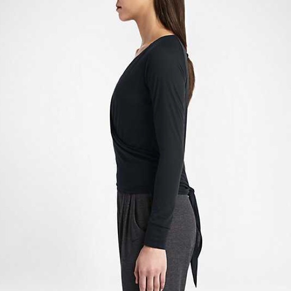 🆕Nike Wrap Top - Picture 3 of 4