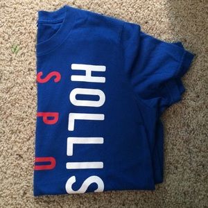 Hollister T-shirt