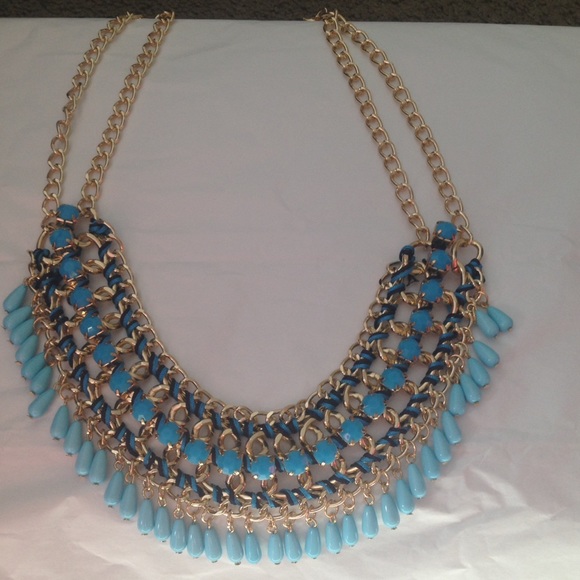 Statement Necklace - Picture 2 of 3