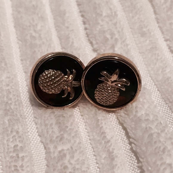 Marley Lilly pineapple earrings