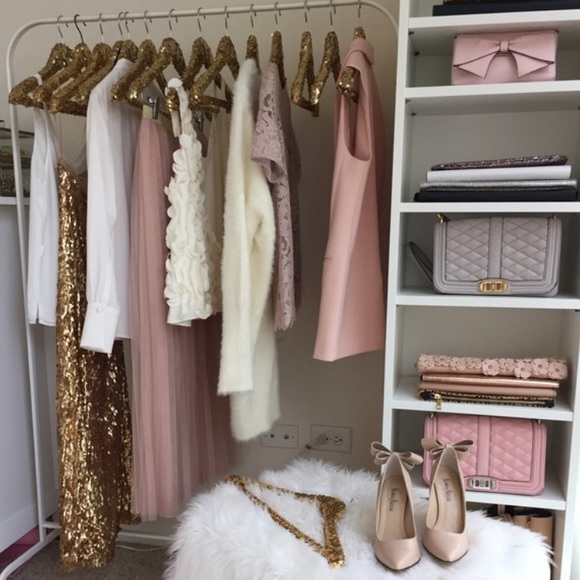 Gold Sequin Hanger(s) - Picture 3 of 3