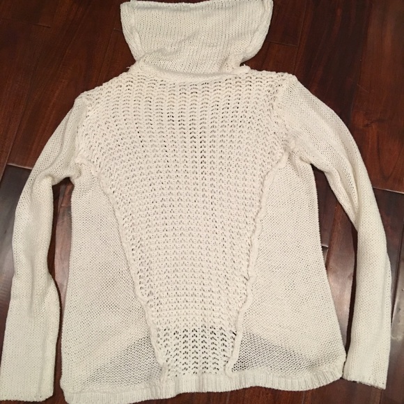 EUC RD Style crochet cowl neck sweater