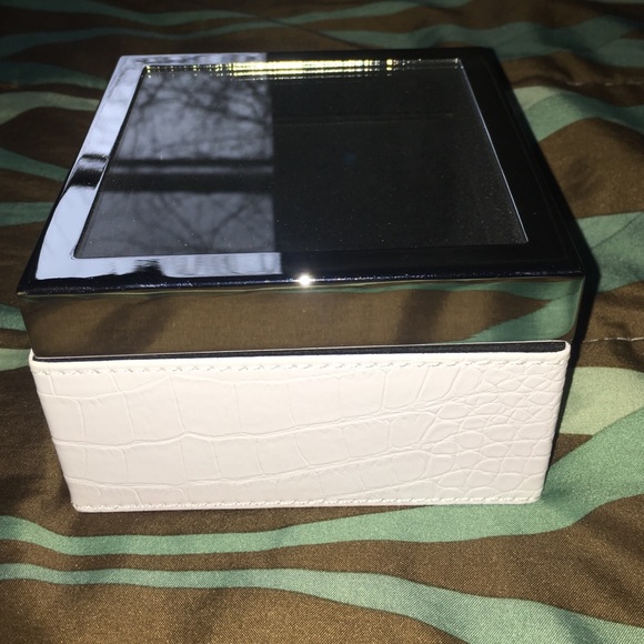 Jewelry Box! - Picture 1 of 2