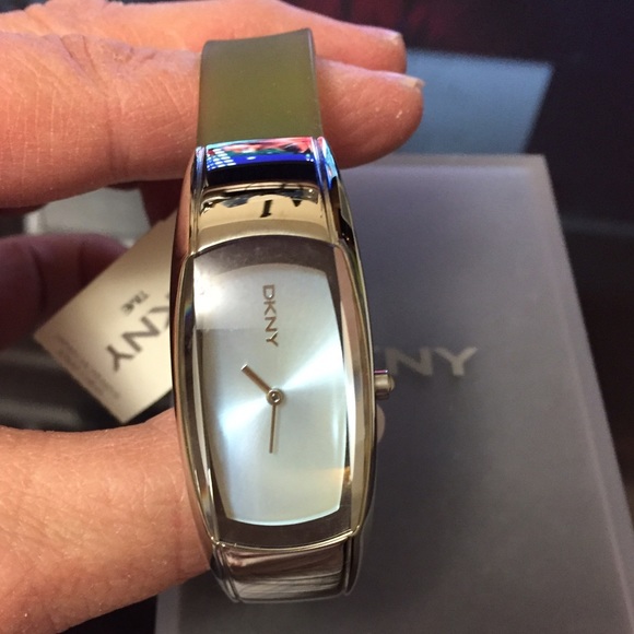 DKNY watch in mint