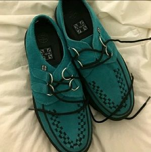 T.U.K turquoise creepers