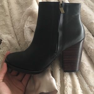 Silence + Noise black heeled booties