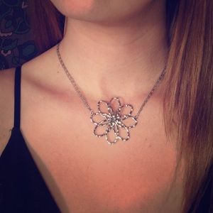 Flower necklace 🌻