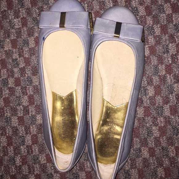 Flats - Picture 1 of 2