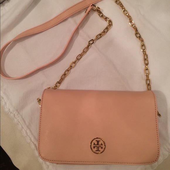 Tory Burch Handbags - Authentic Tory Burch Shoulder Bag!