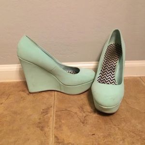 Mint wedges