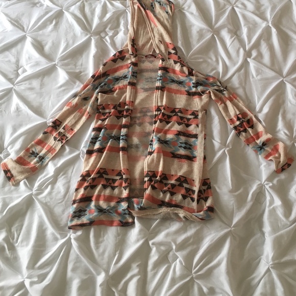 Aztec cardigan with hood - Picture 1 of 1