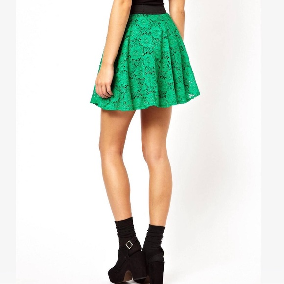 ASOS WAL G Lace Mini Skirt Size M/L - Picture 2 of 7