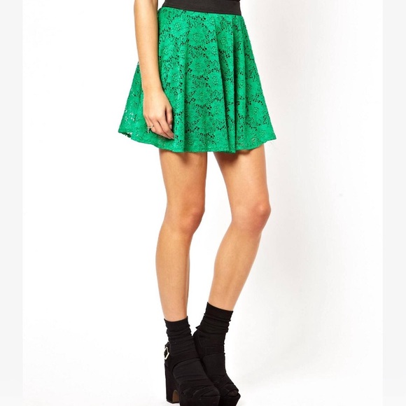 ASOS WAL G Lace Mini Skirt Size M/L - Picture 3 of 7