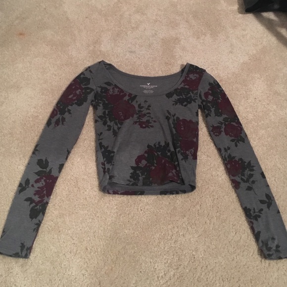 Gray rose detail crop top