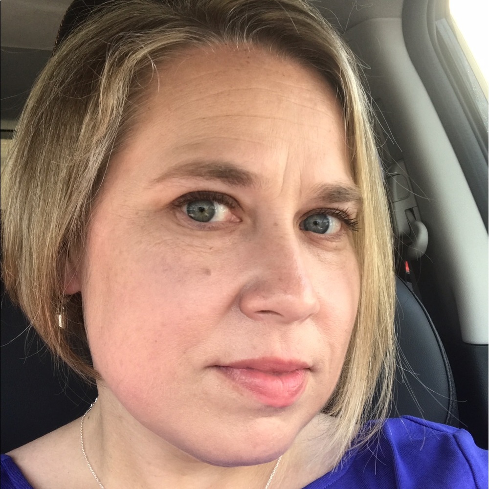 Meet your Posher, Sara