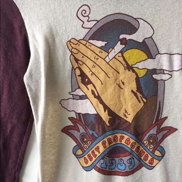 ✨Obey propaganda 420 baseball tee✨