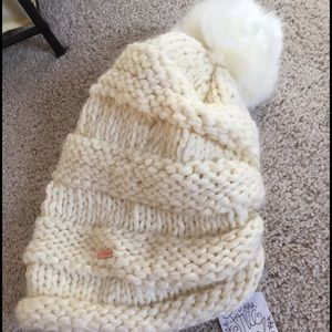 Free people beanie with pompom