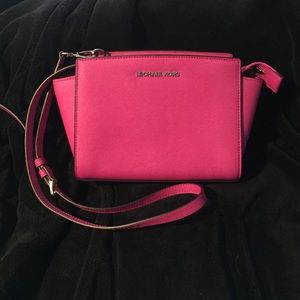 SELMA MEDIUM CROSSBODY