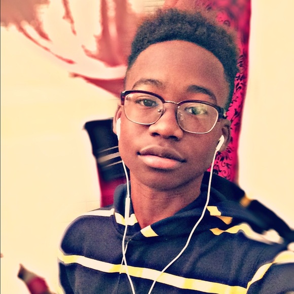 Meet your Posher, Jahari