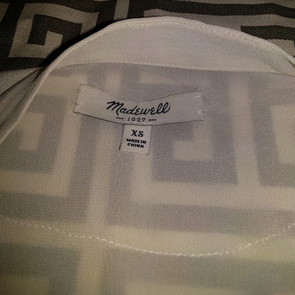 Sold $5 sale Madewell Silk Top - Picture 2 of 3