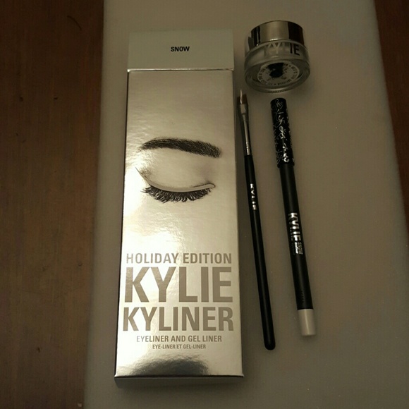Kylie Cosmetics Other - Kylie Holiday SNOW KYLINER KIT NIB
