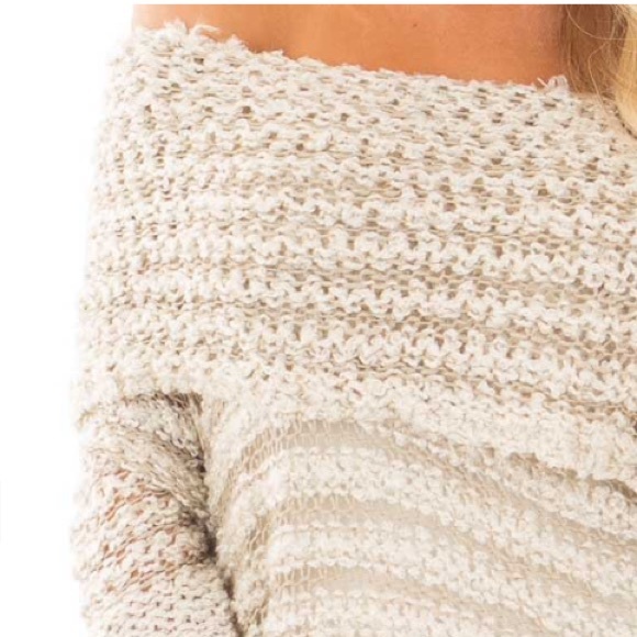 🆕🎀IVORY AND TAUPE KNIT OFF SHOULDER DRESS - Picture 4 of 4