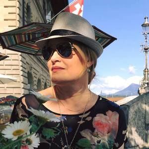 Meet your Posher, Connies