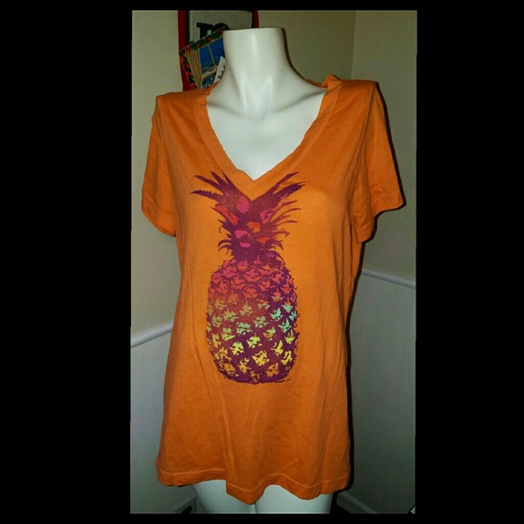 Mossimo Supply Co. Tops - Everybody loves Pineapple