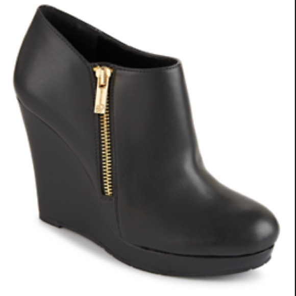 Jessica Simpson Carli wedge black booties size 9.5