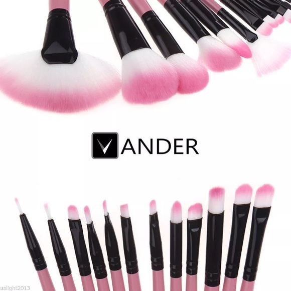 32Pcs Profesional Vander Makeup Brushes - Picture 2 of 3